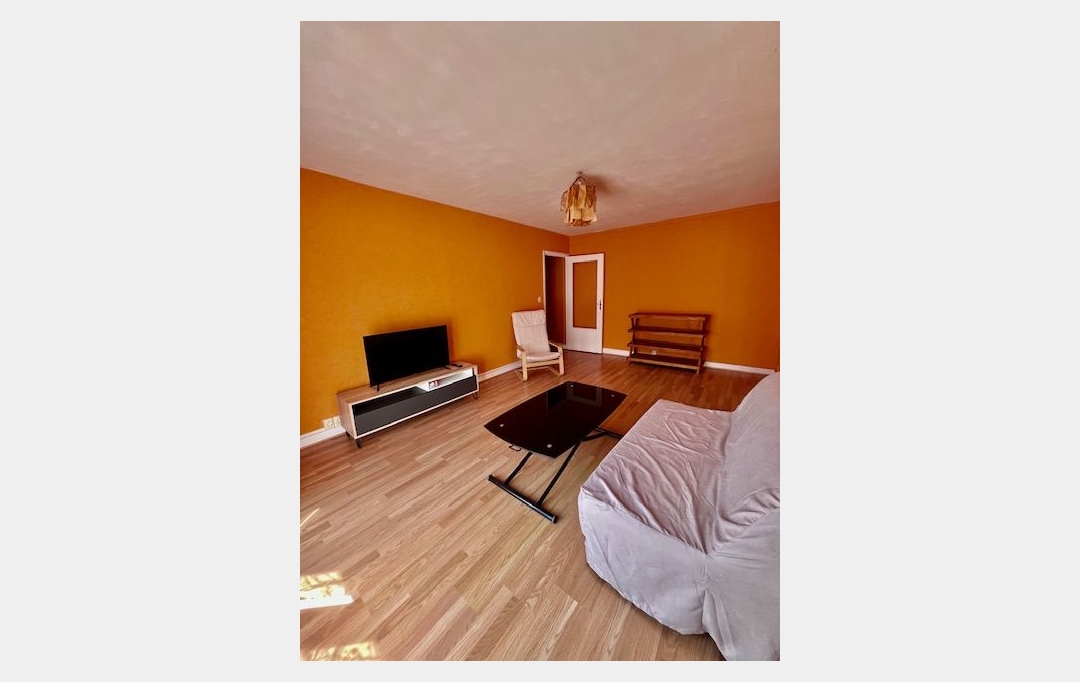 Agence Cosi : Appartement | LA CHAPELLE-SAINT-LUC (10600) | 53 m2 | 550 € 