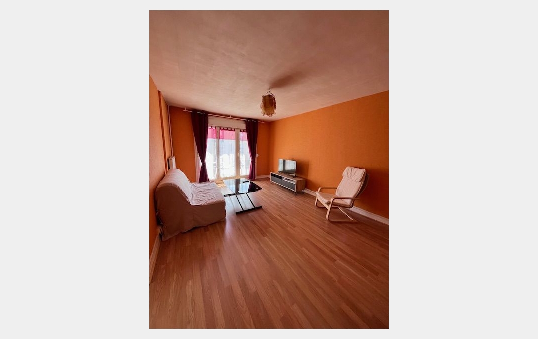 Agence Cosi : Appartement | LA CHAPELLE-SAINT-LUC (10600) | 53 m2 | 550 € 