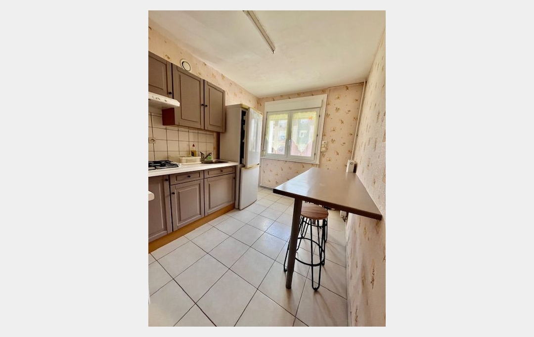 Agence Cosi : Appartement | LA CHAPELLE-SAINT-LUC (10600) | 53 m2 | 550 € 