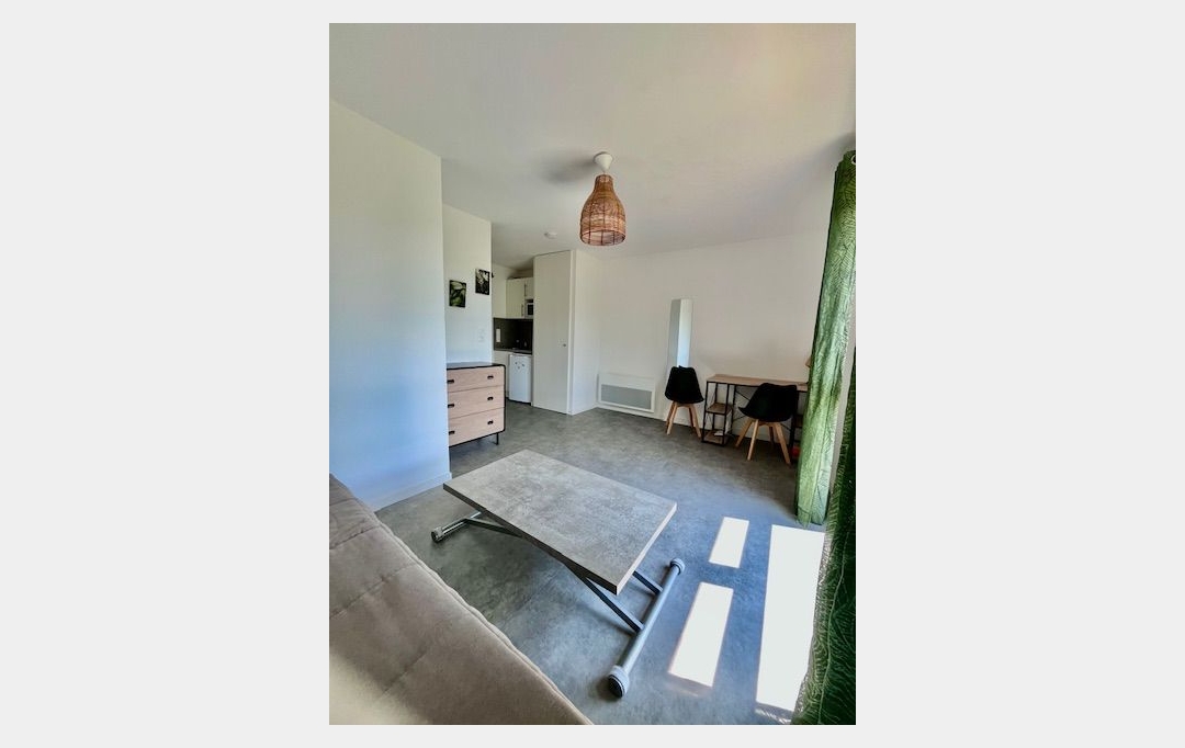 Agence Cosi : Appartement | TROYES (10000) | 23 m2 | 440 € 