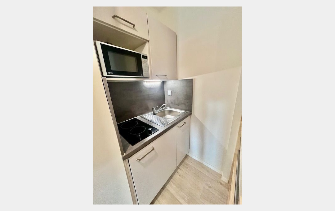 Agence Cosi : Appartement | TROYES (10000) | 42 m2 | 428 € 