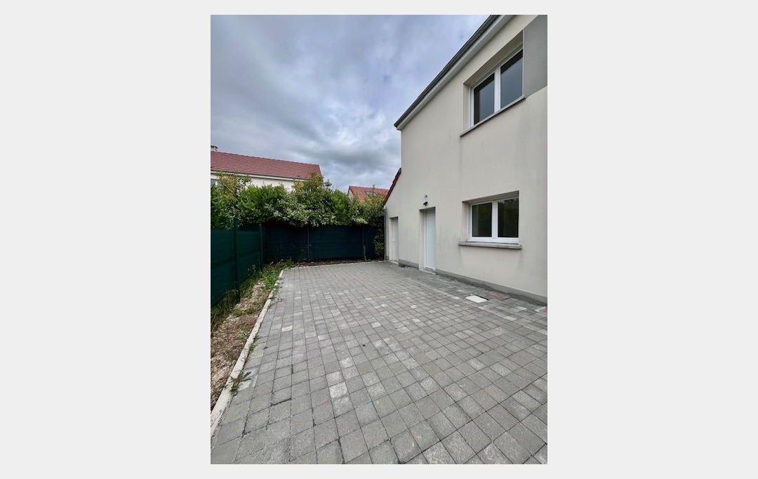 Agence Cosi : Maison / Villa | SAINT-LYE (10180) | 65 m2 | 720 € 