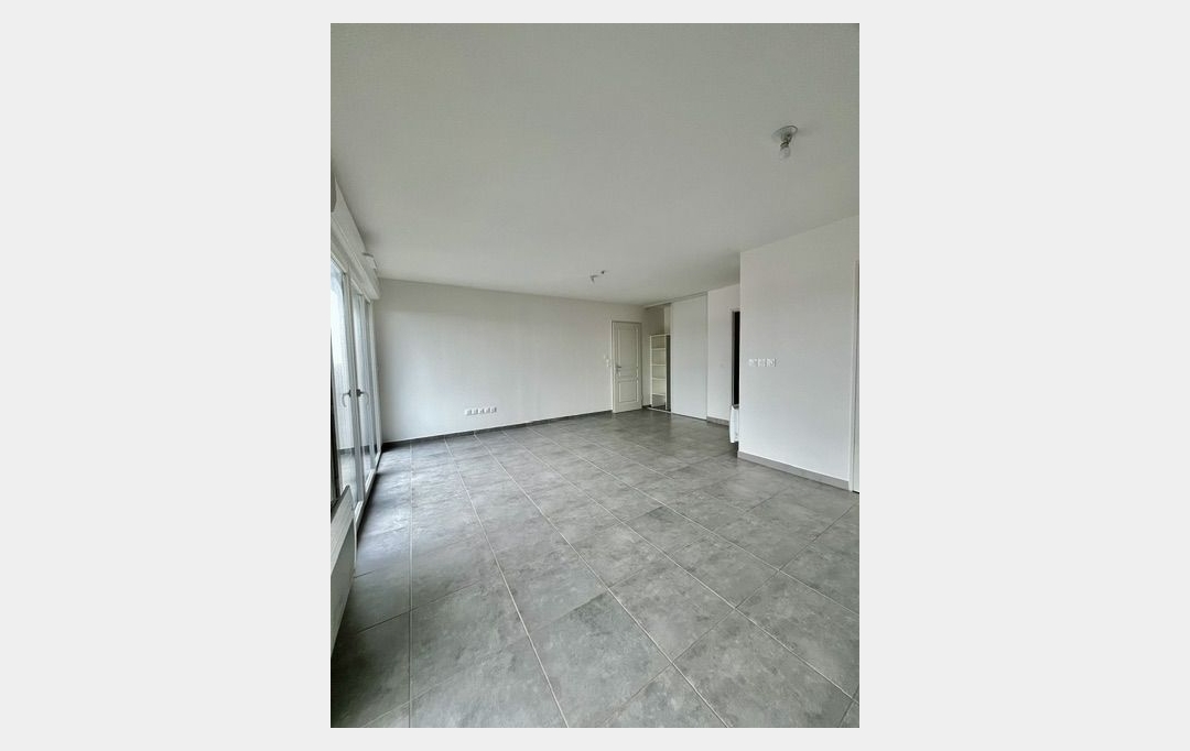 Agence Cosi : Appartement | FAGNIERES (51510) | 51 m2 | 604 &euro; 