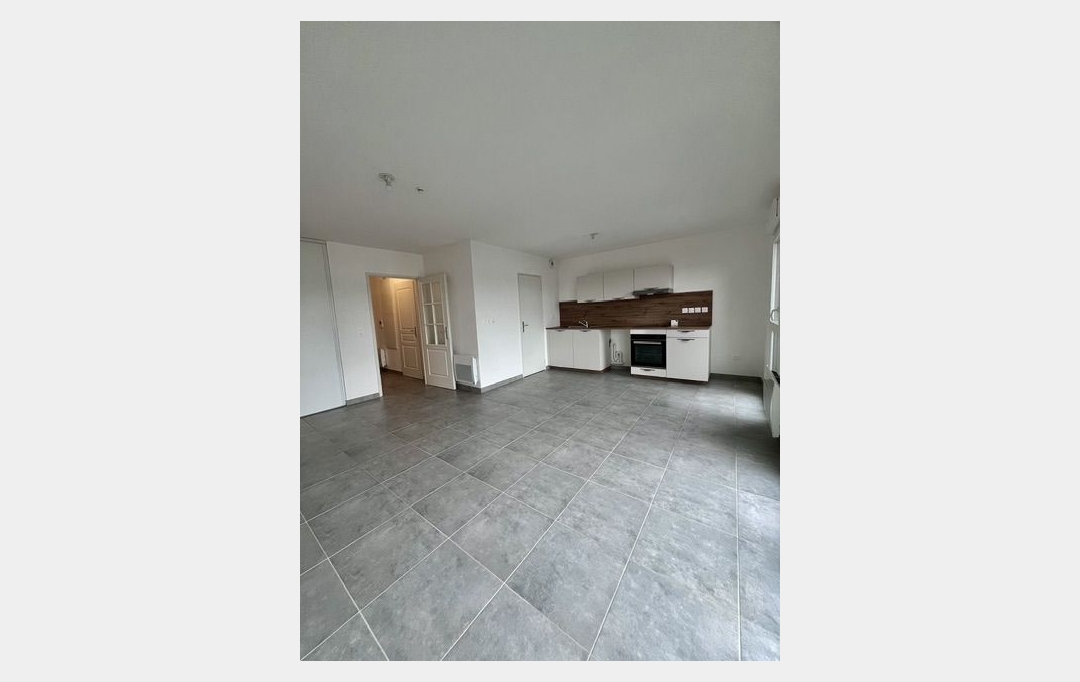 Agence Cosi : Appartement | FAGNIERES (51510) | 51 m2 | 604 &euro; 