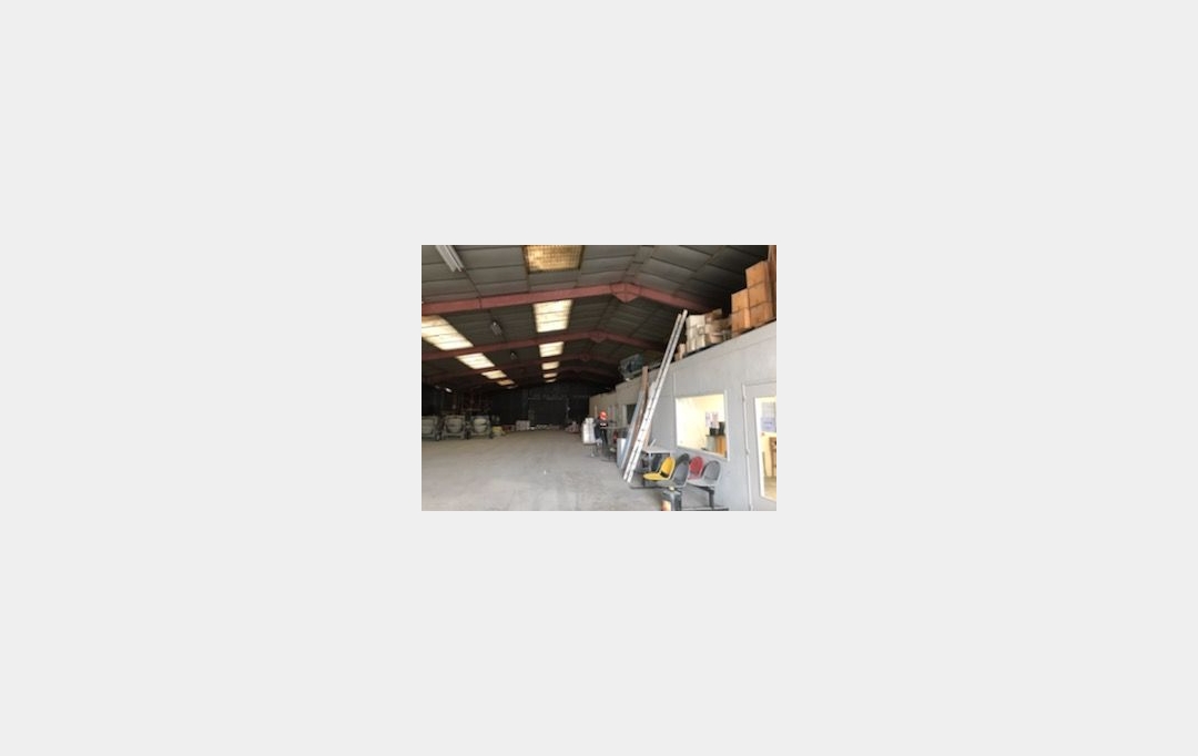 Agence Cosi : Autres | LA CHAPELLE-SAINT-LUC (10600) | 1 450 m2 | 4 800 &euro; 