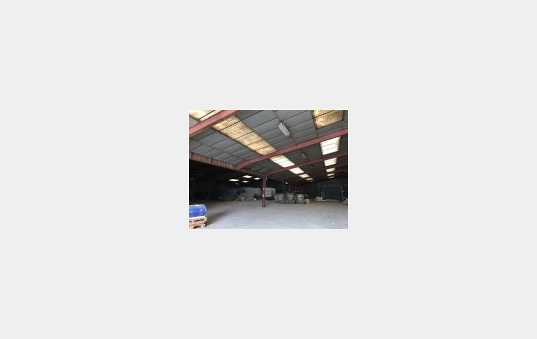 Agence Cosi : Autres | LA CHAPELLE-SAINT-LUC (10600) | 1 450 m2 | 4 800 &euro; 