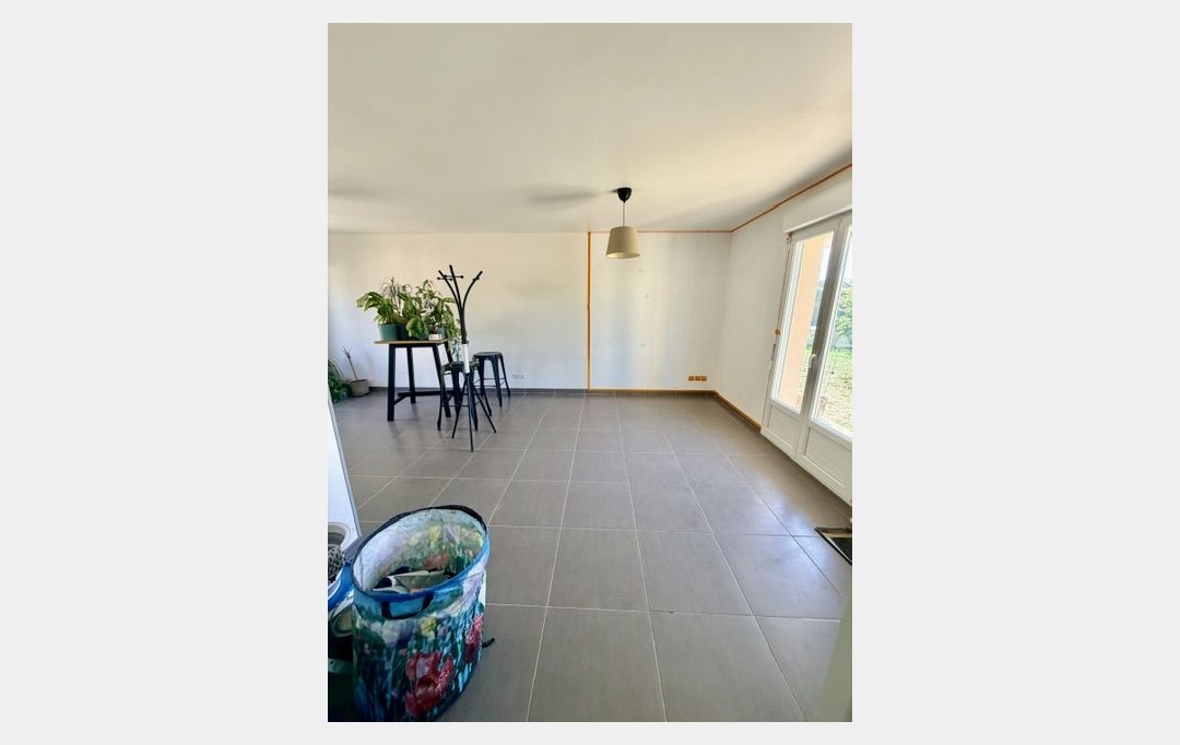 Agence Cosi : House | ROSIERES-PRES-TROYES (10430) | 86 m2 | 950 &euro; 