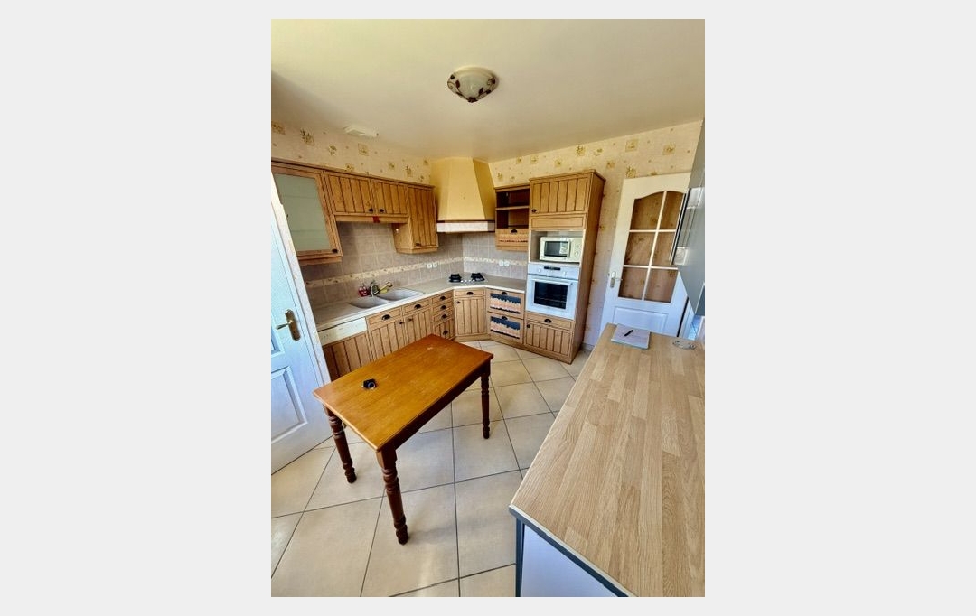 Agence Cosi : House | ROSIERES-PRES-TROYES (10430) | 86 m2 | 950 &euro; 