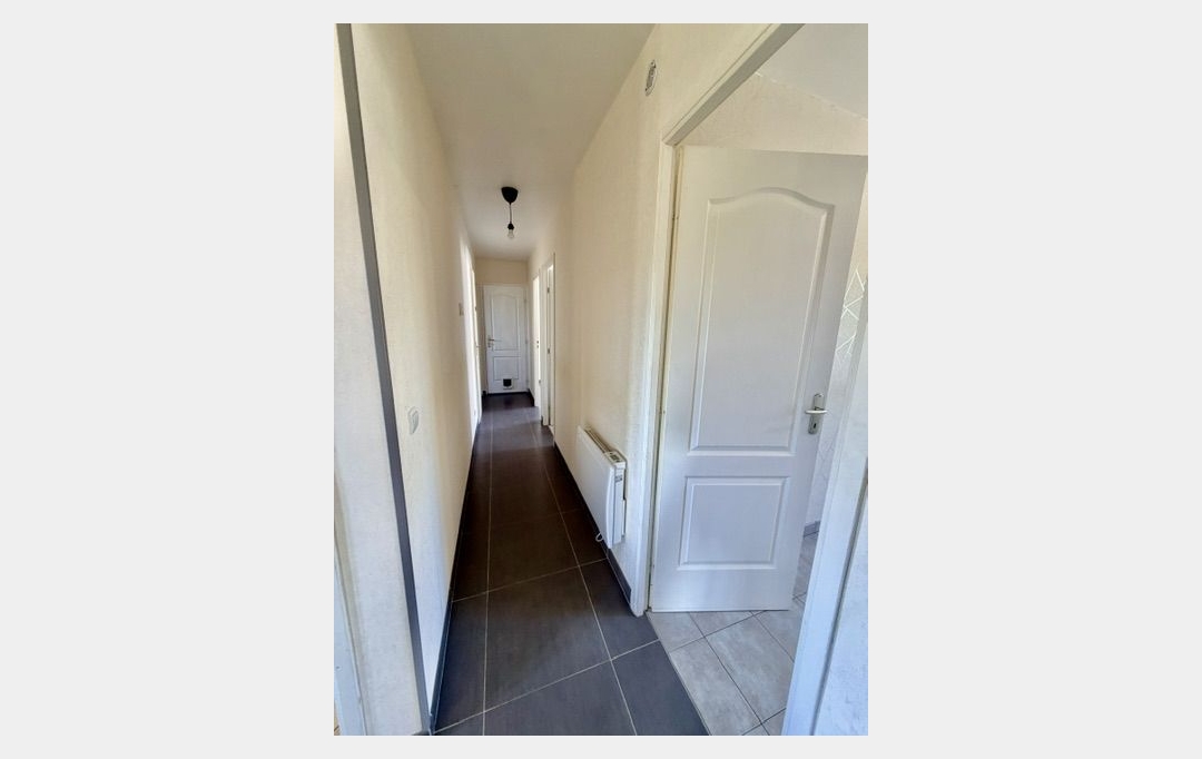 Agence Cosi : House | ROSIERES-PRES-TROYES (10430) | 86 m2 | 950 &euro; 