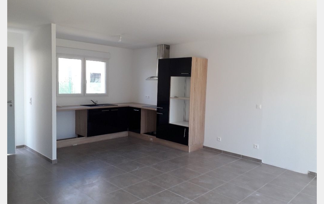 Agence Cosi : Maison / Villa | SAINT-LYE (10180) | 81 m2 | 900 &euro; 