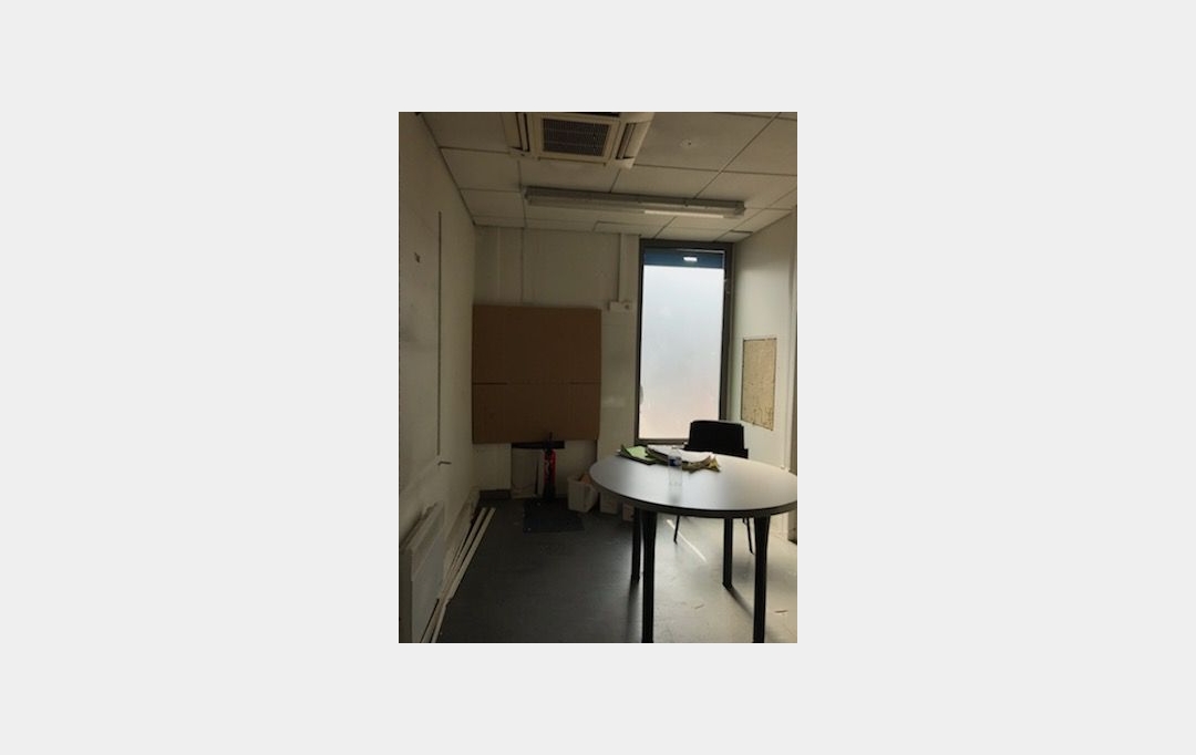 Agence Cosi : Commerces | SAINT-ANDRE-LES-VERGERS (10120) | 110 m2 | 172 800 € 