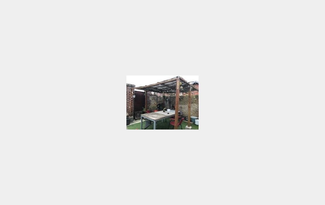 Agence Cosi : Immeuble | VAUDES (10260) | 250 m2 | 200 000 € 