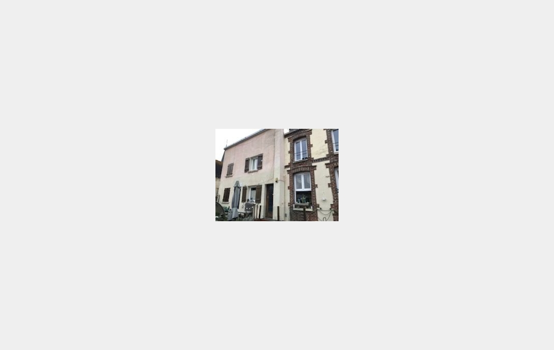 Agence Cosi : Immeuble | VAUDES (10260) | 250 m2 | 200 000 € 
