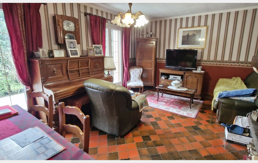 Agence Cosi : Maison / Villa | LONGEVILLE-SUR-MOGNE (10320) | 70 m2 | 148 000 € 