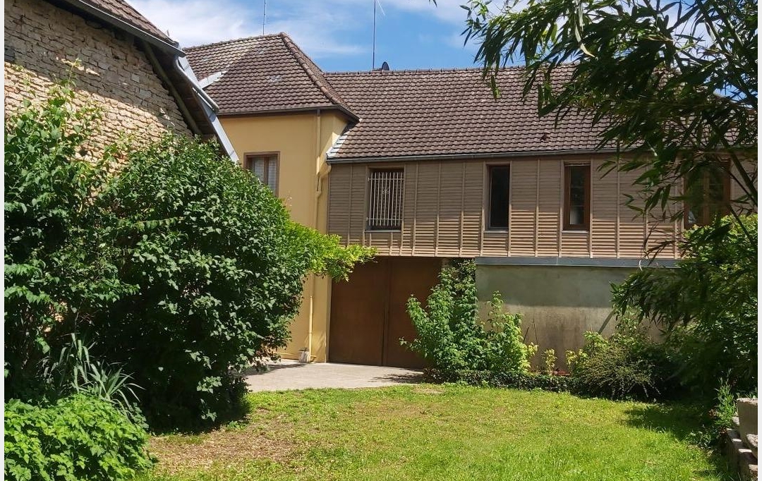 Agence Cosi : Maison / Villa | VENDEUVRE-SUR-BARSE (10140) | 298 m2 | 424 000 € 