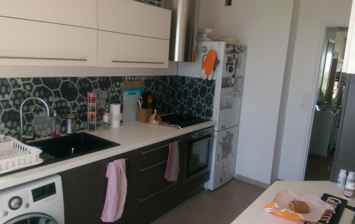 Agence Cosi : Appartement | TROYES (10000) | 100 m2 | 880 € 