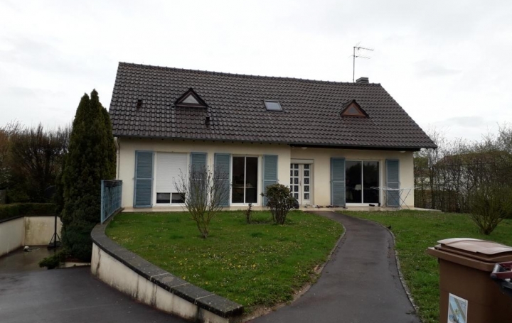 Agence Cosi : Maison / Villa | ROSIERES-PRES-TROYES (10430) | 145 m2 | 1 250 € 