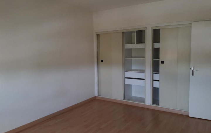 Agence Cosi : Appartement | TROYES (10000) | 110 m2 | 735 € 