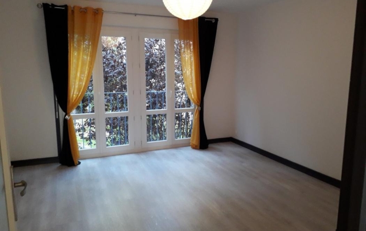 Appartement P3   SAINT-ANDRE-LES-VERGERS  66 m2 680 € 