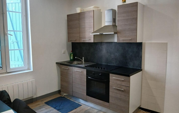 Appartement P2 TROYES 27 m2 550 € Appartement P2 TROYES 27 m2 550 €