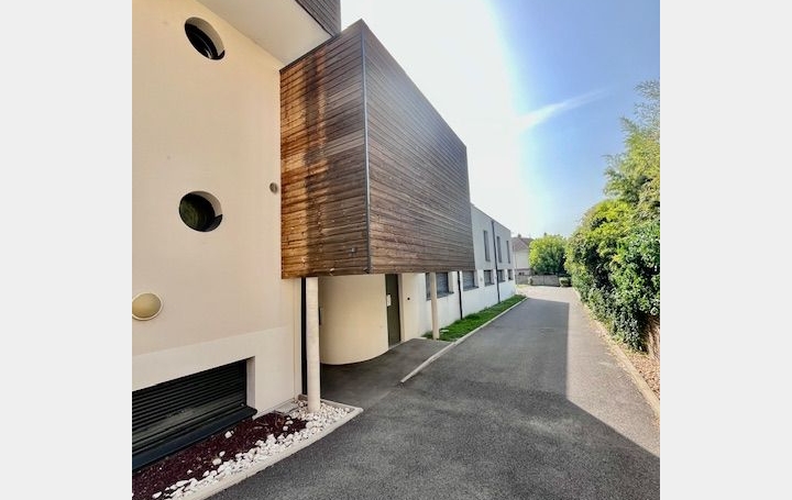 Studio TROYES 42 m2 428 € Studio TROYES 42 m2 428 €