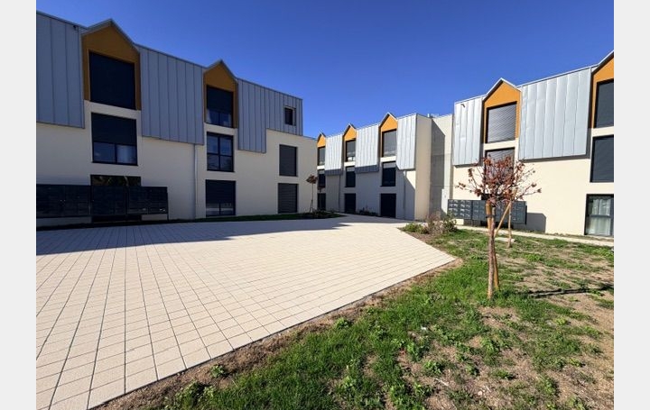 Studio   TROYES  23 m2 450 € 