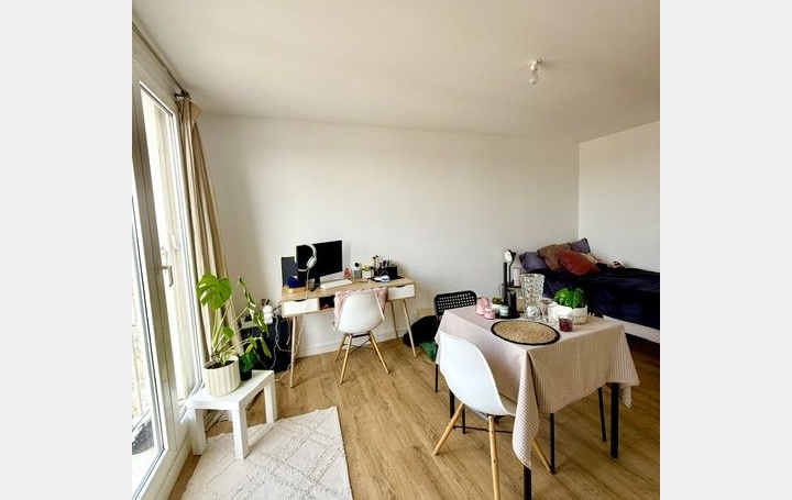 Studio   TROYES  27 m2 505 € 