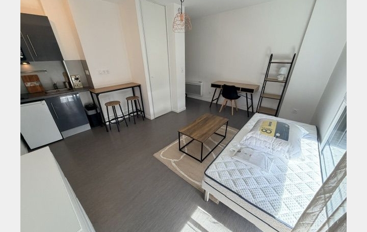 Studio   TROYES  24 m2 460 € 