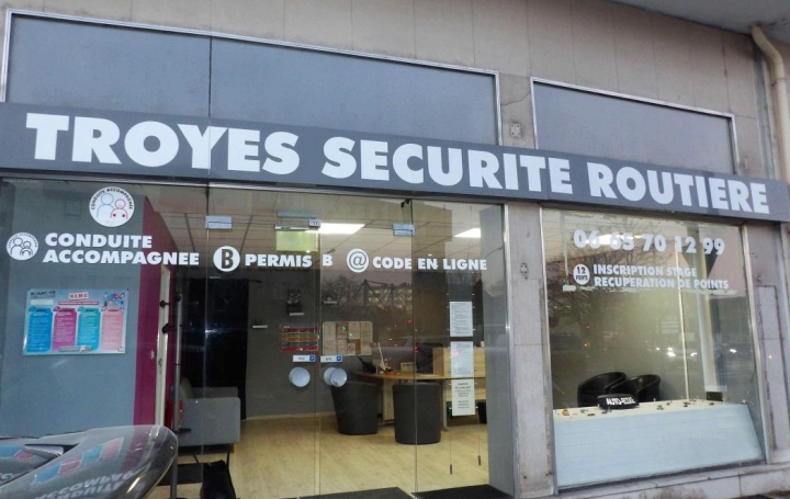 Agence Cosi : Local / Bureau | TROYES (10000) | 55 m2 | 74 120 € 