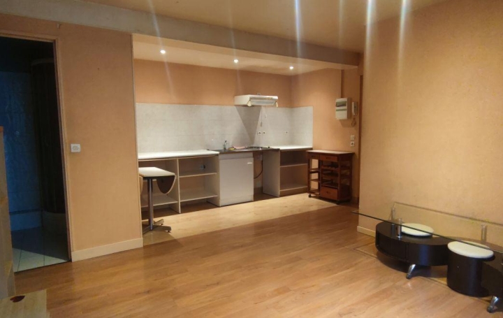Appartement P2 TROYES 32 m2 65 400 € Appartement P2 TROYES 32 m2 65 400 €