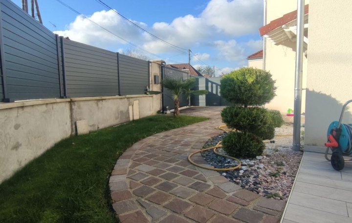 Agence Cosi : Maison / Villa | LES NOES-PRES-TROYES (10420) | 96 m2 | 270 000 € 